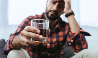 Overcoming Alcohol Addiction: A Comprehensive Guide to Alcohol Rehab