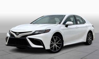 The 2024 Toyota Camry: A Reliable Sedan with a Modern Twist