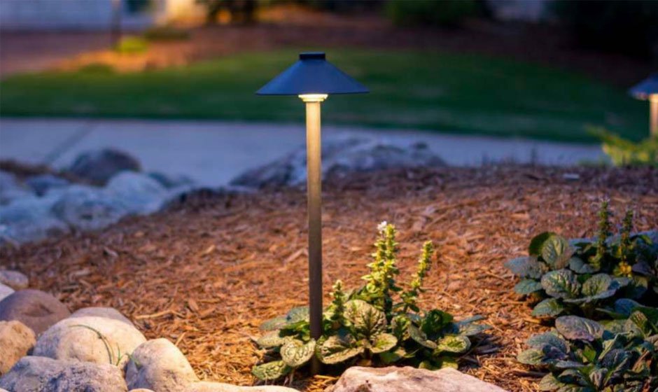 6.-Play-with-Outdoor-Lighting