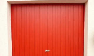 How To Choose The Perfect Garage Door Material For Your Home?