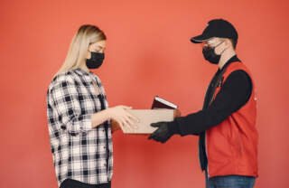 The Top 5 Courier Services for Fast and Secure Deliveries 