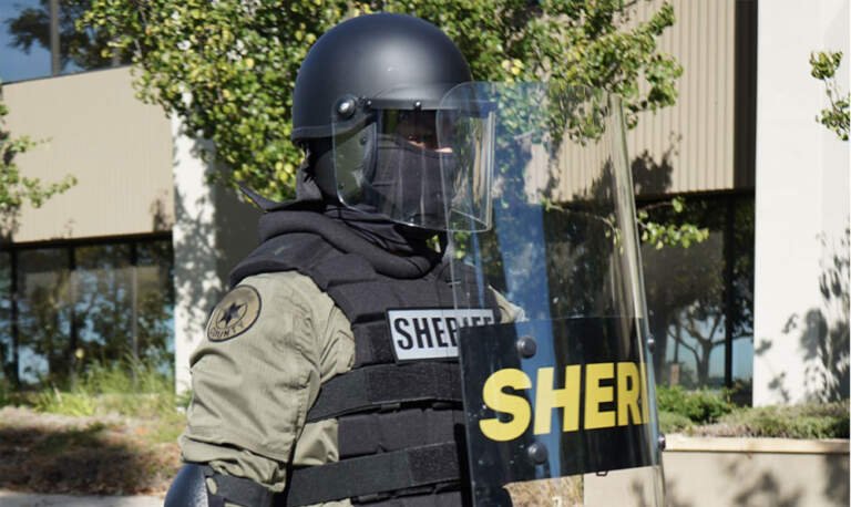 Top-Features-to-Look-for-in-a-Riot-Shield