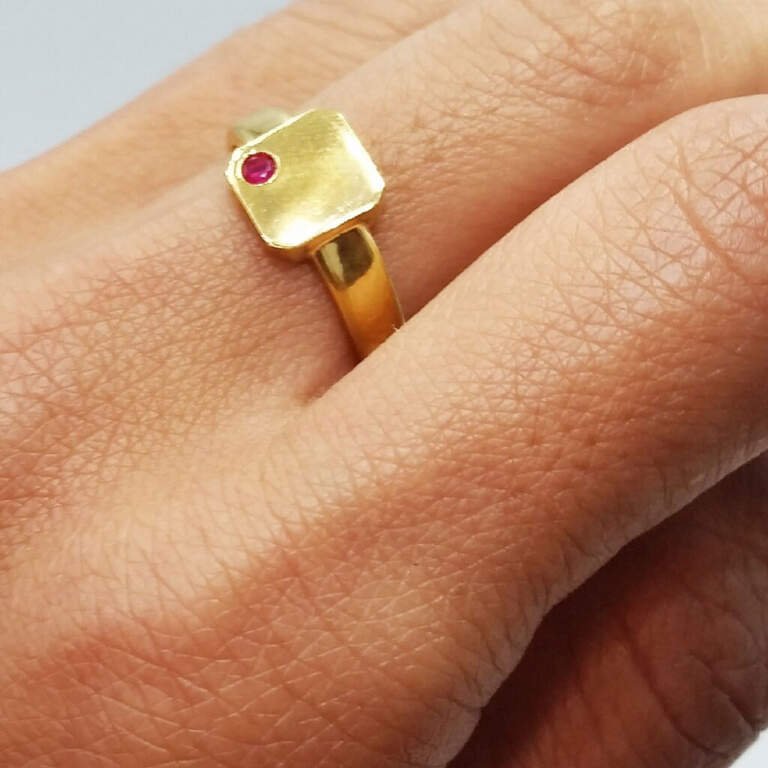 The Allure of 24K Gold Rings: Why They Stand Out?