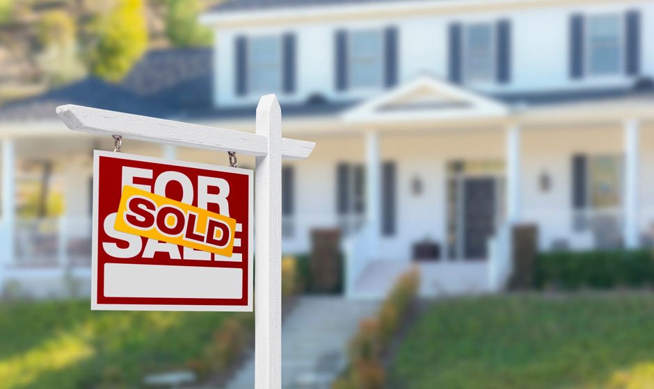 5 Financial Solutions for Homeowners Reluctant to Sell