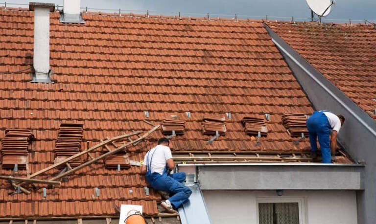 Is Your Roof Leaking? How to Identify Common Roofing Problems