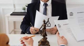 How Quickly Should You Get a Divorce Attorney If You Are Getting a Divorce