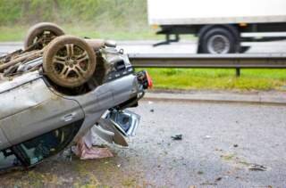 Settlements vs. Trials: Navigating the Car Accident Lawsuit Process