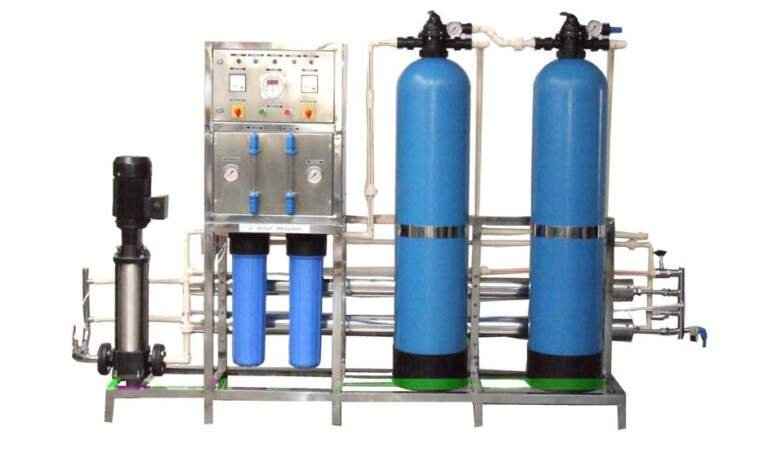 Choosing the Right Commercial Water Treatment Solution for Your Industry