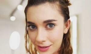 Olivia "Olly" Henderson: The Story behind Ollyhibs and Her Iconic