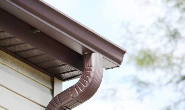 What to Consider When Choosing the Perfect Gutter Style for Your Virginia Home