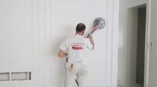 How Professional Interior Painting Services Transform Your Space