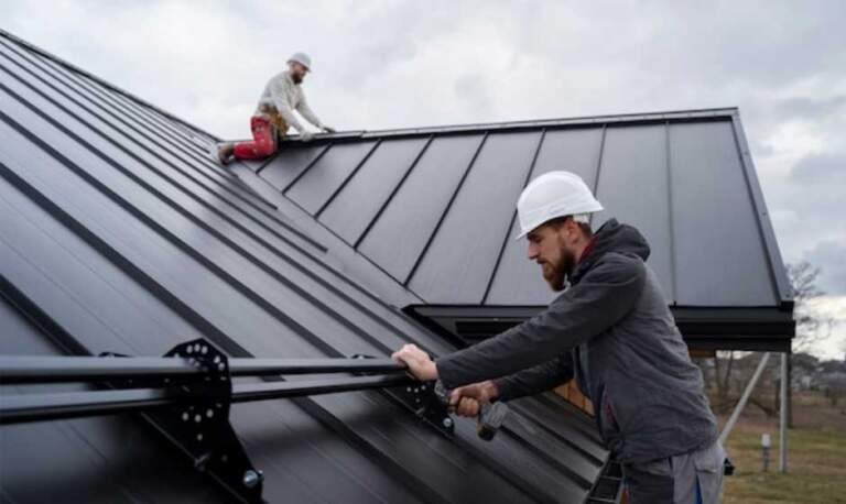 Hire a Roofing Contractor or DIY? Here is an Article to Help You Decide