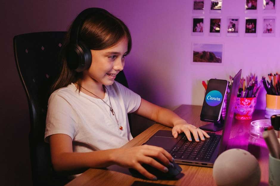 A Smart Approach to Monitoring: How to Protect Your Child from Online Dangers