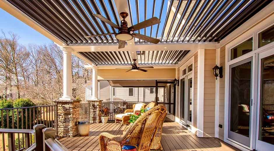 Choosing the Right Outdoor Shade for Family Gatherings