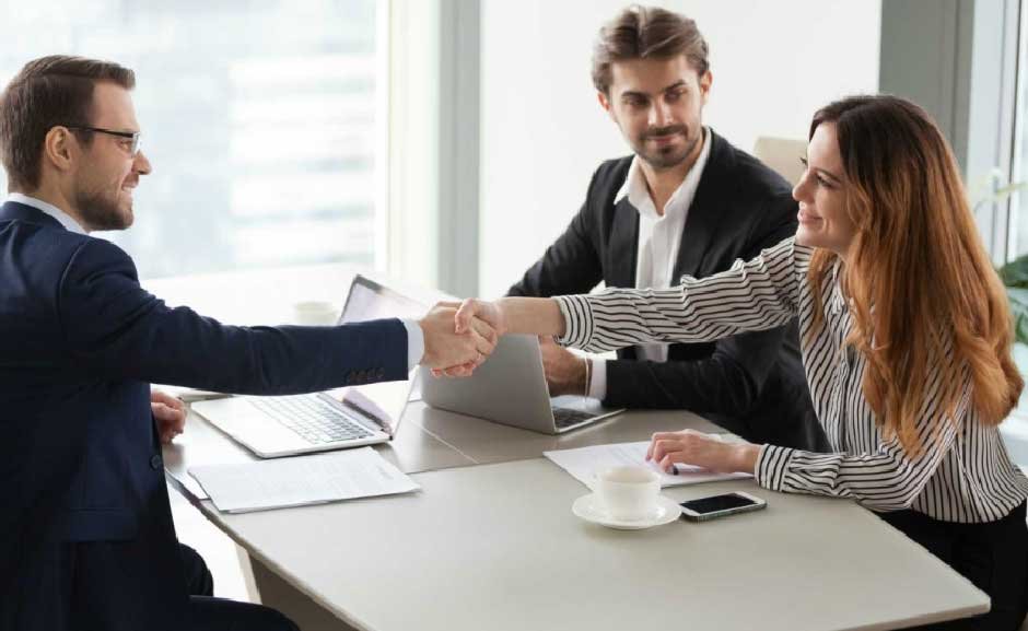 6 Tips For Negotiating Better Rates With Your Courier Service Provider