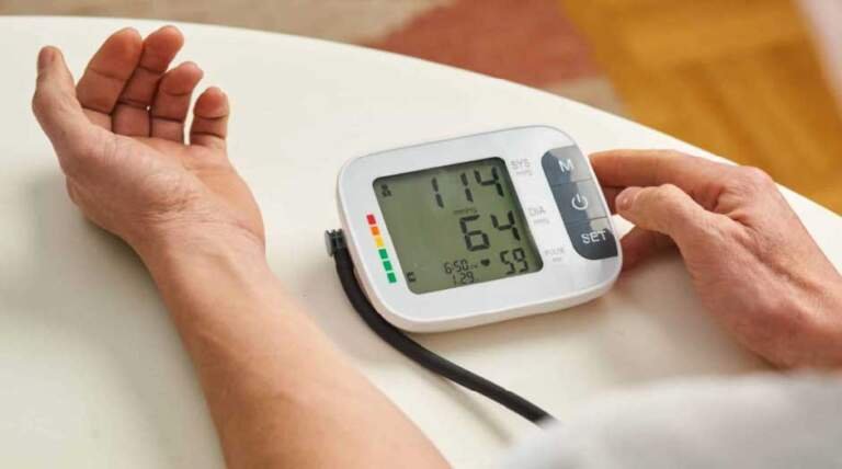 How To Accurately Monitor Your Blood Pressure At Home