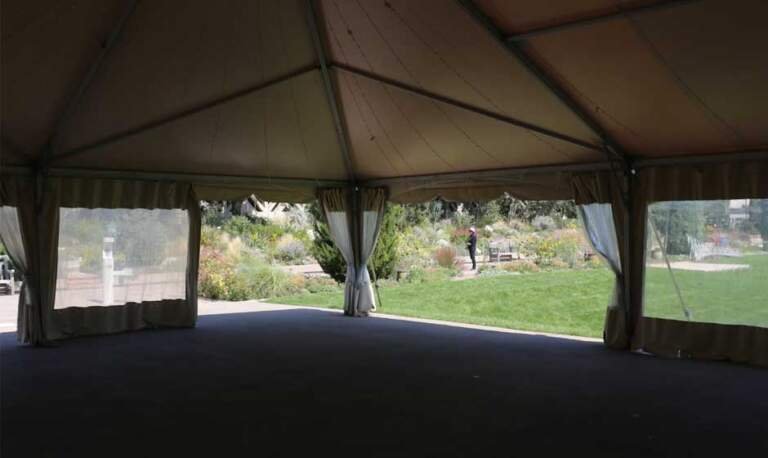 The Trade Show Powerhouse: How Branded Tents Drive Leads and Engagement
