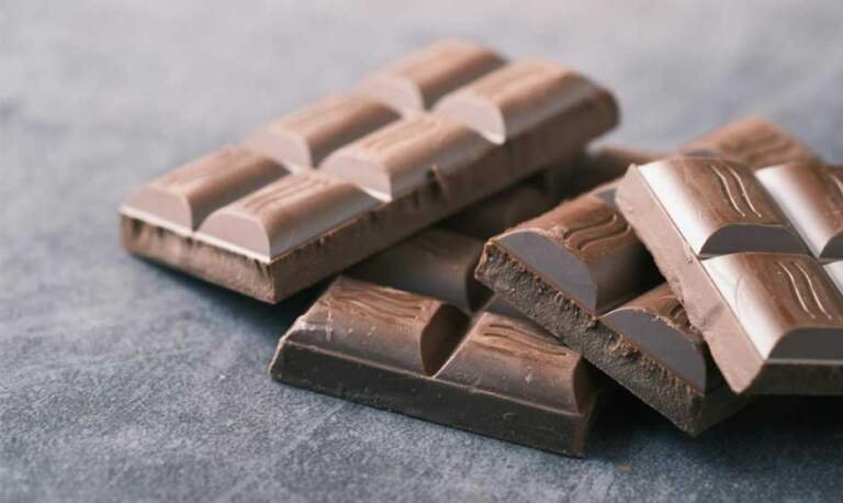 The-Benefits-of-Dairy-Free-Dark-Chocolate