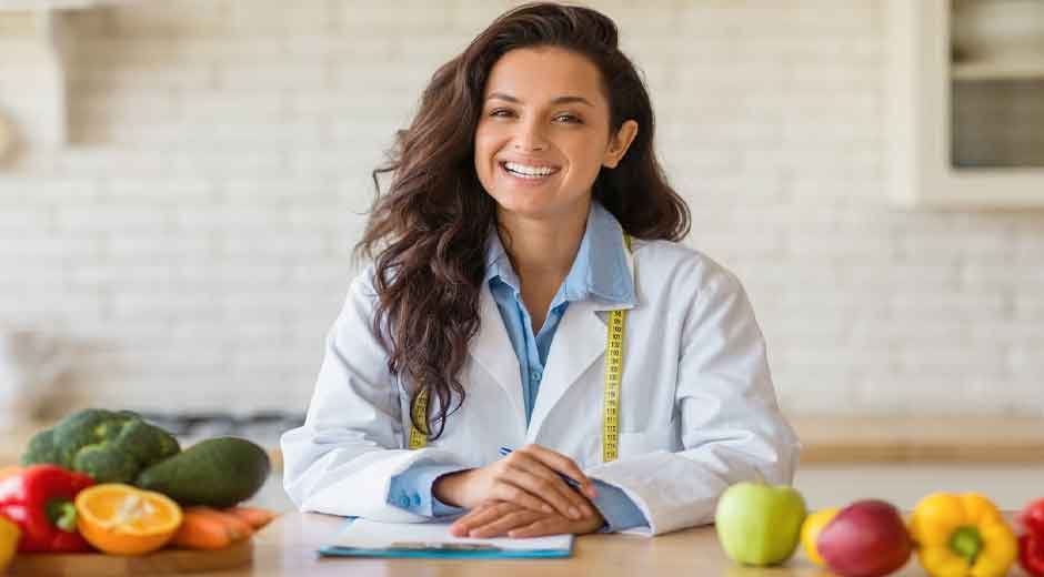 Achieve Your Wellness Goals with a Professional Health Coach