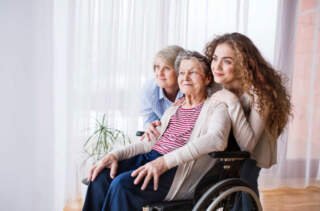 Tips for Visiting a Loved One in Aged Care: What to Bring, Say and Do